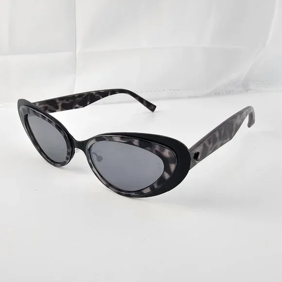 Kendall + Kylie Women's Claire Cat-Eye Sunglasses Tortoise Black - Picture 4 of 7